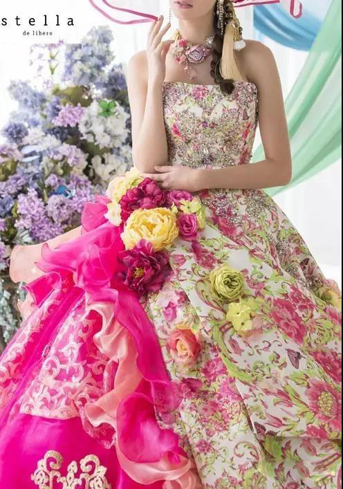 中国买不到的婚纱!Stelladelibero跳进花海的新娘,美到爆炸!