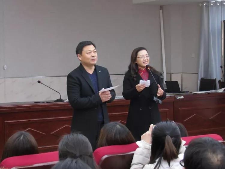 虎跃龙腾迎新春,虎跃龙腾扬帆起航