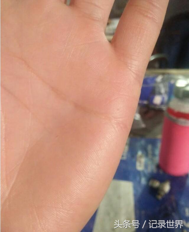 从女子的体貌形态和言谈举止中如何辨别她是否结婚？