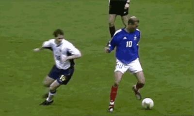 足球过人动作教学c罗,简单过人动作教学足球