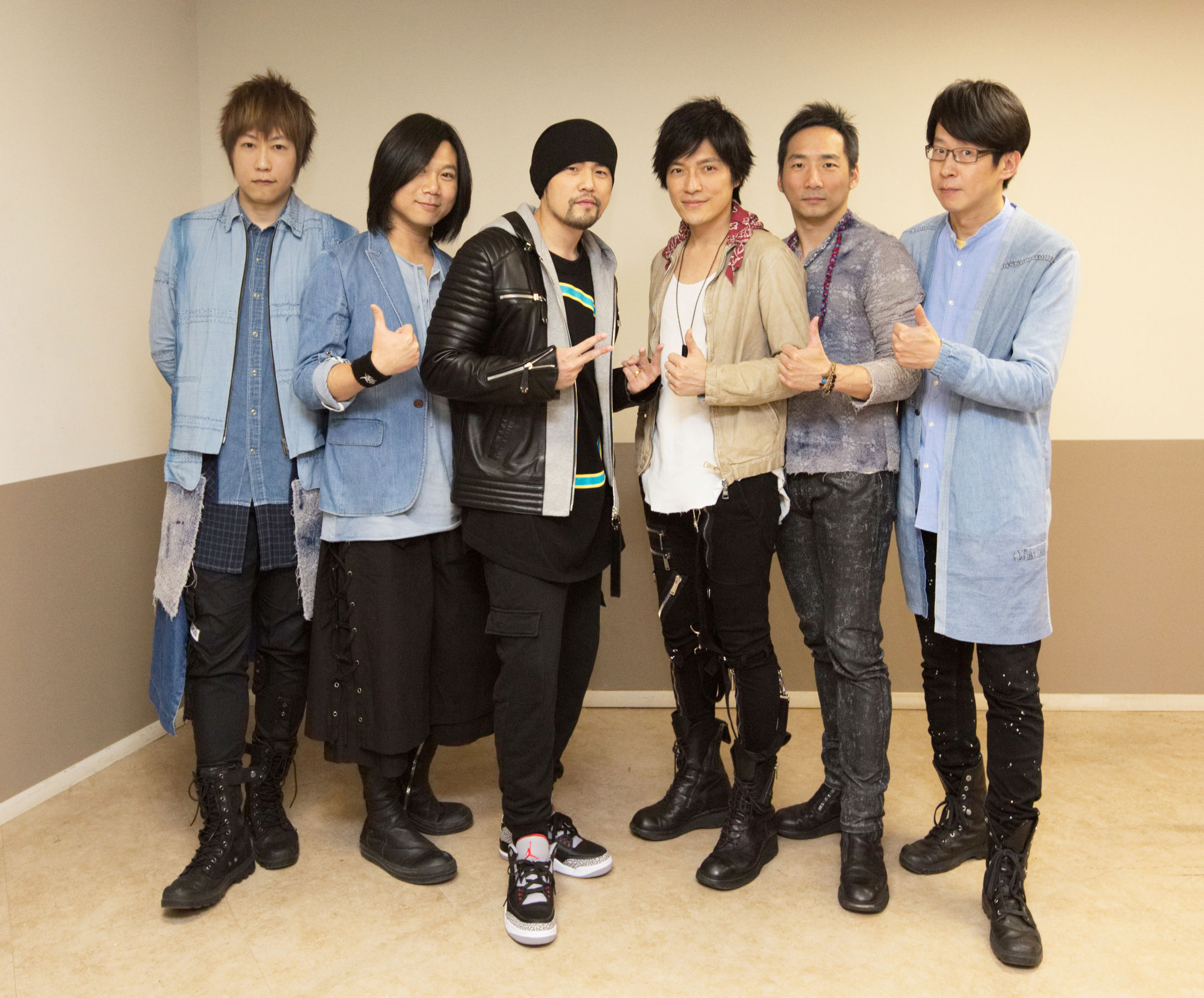 周杰伦五月天逛市集,周杰伦演唱会周杰伦来第一排