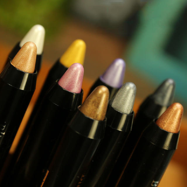 学会化清新淡妆，让你清凉一夏