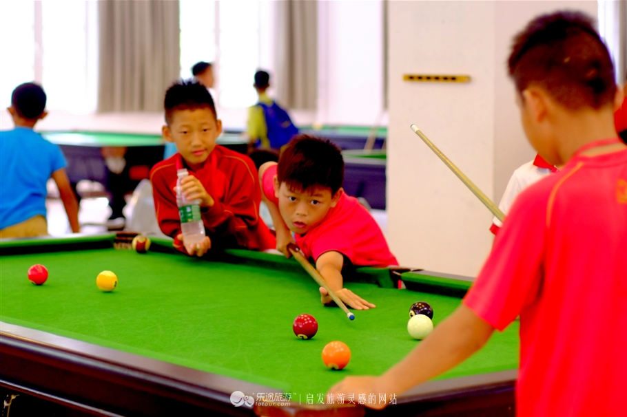 走进足球世界,走进足球赛场