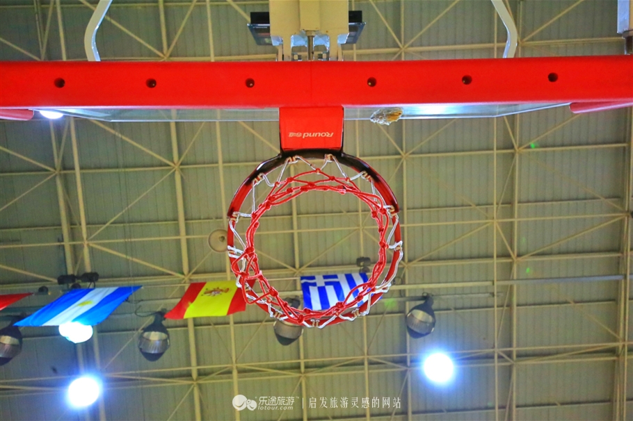 在最美的季节邂逅一场最美的相遇,恒大最美的瞬间