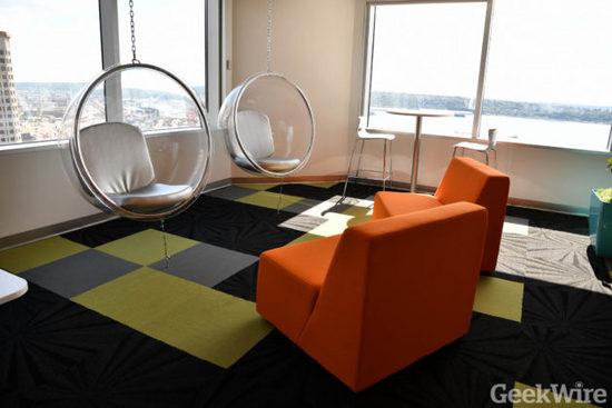 海滨景观，绿色环境，桌式足球机，带你探秘团购鼻祖Groupon全新的西雅图谷办公室