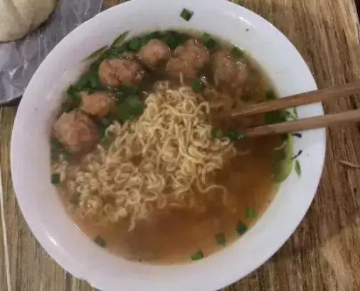 晋城人吃豫竹方便面,晋城早餐豫竹方便面