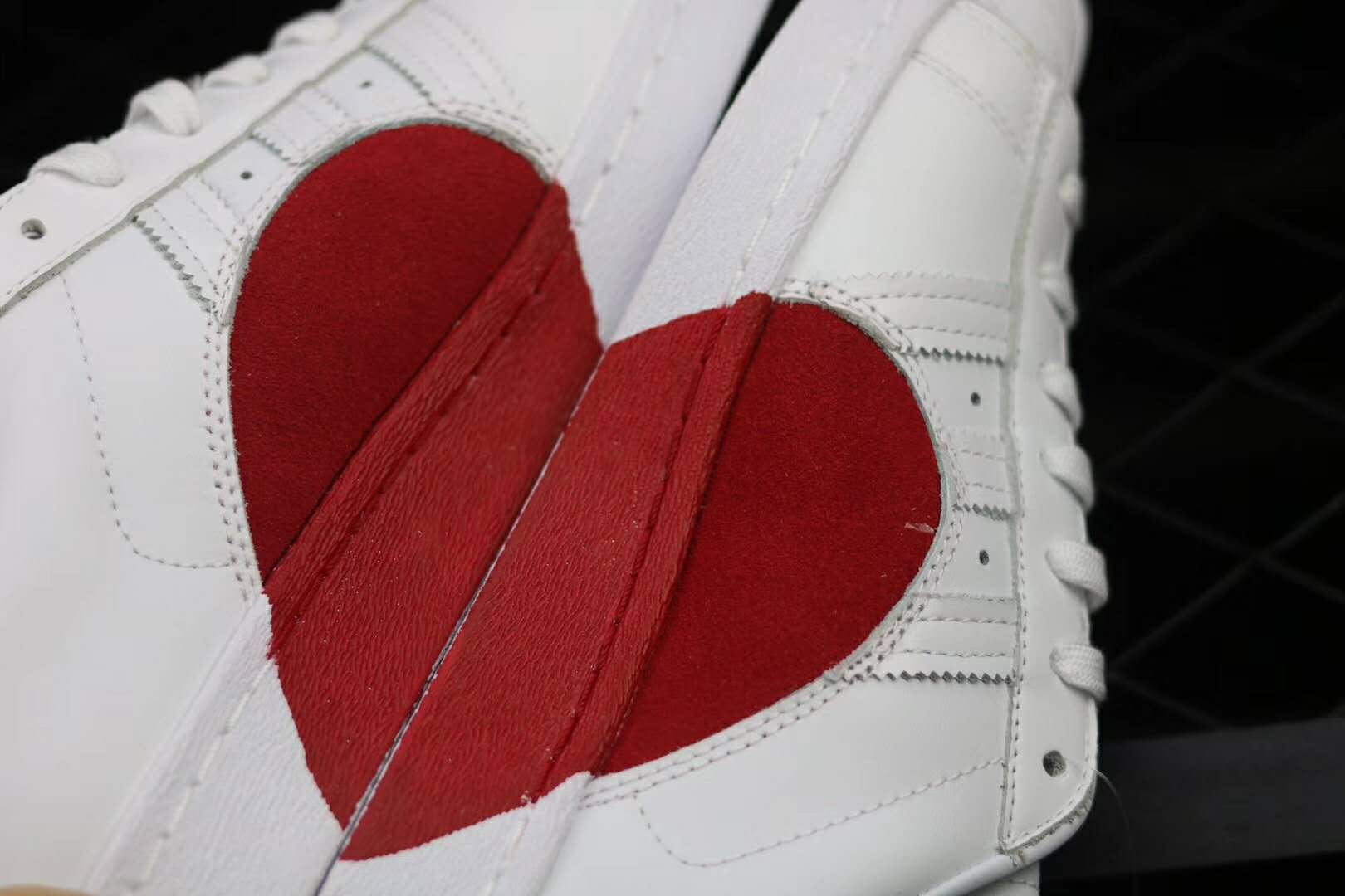 阿迪达斯adidas情侣鞋子爱心,adidassuperstar休闲板鞋