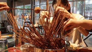 这家从成都杀到宜兴的串串店，三月一连串福利！3.8折抢不抢！