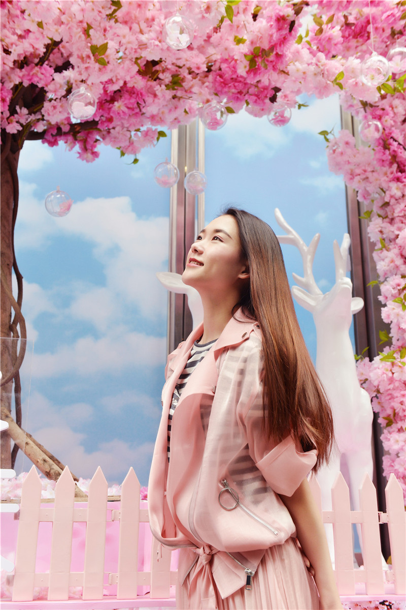 重庆解放碑街拍摄影馆,解放碑每天美女街拍时间