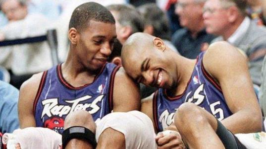 克莱汤普森兄弟几个,nba新秀汤普森兄弟