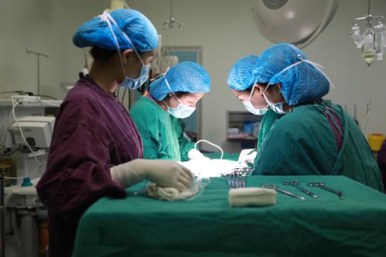 医院最美巾帼文明岗,最美巾帼奋斗者事迹医疗