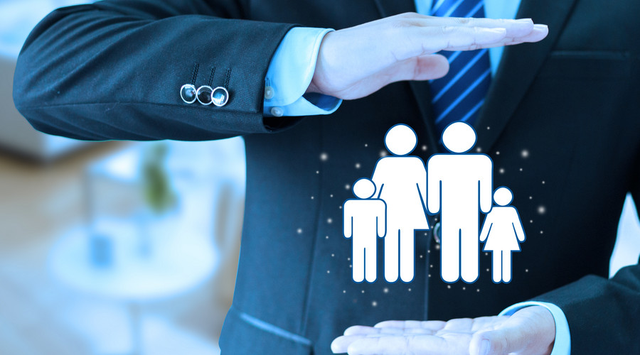 什么重疾险意外险都是骗人的,所谓的重疾险