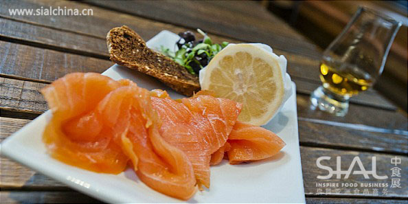 威士忌可以搭配什么小吃,单一麦芽威士忌配什么美食