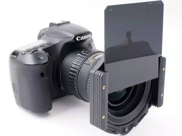 摄影入门使用超广角定焦镜头,风光摄影用什么广角镜头最好