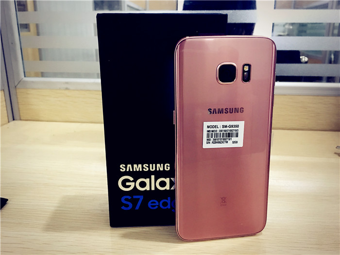 三星s7edge银色颜值怎么样 (三星s7 edge)