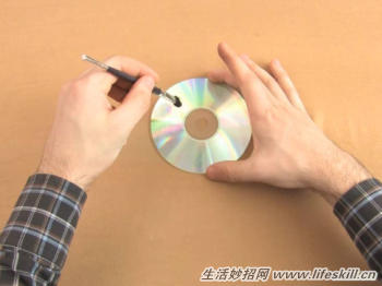 怎样修复光盘划痕,怎么修复划伤的光碟