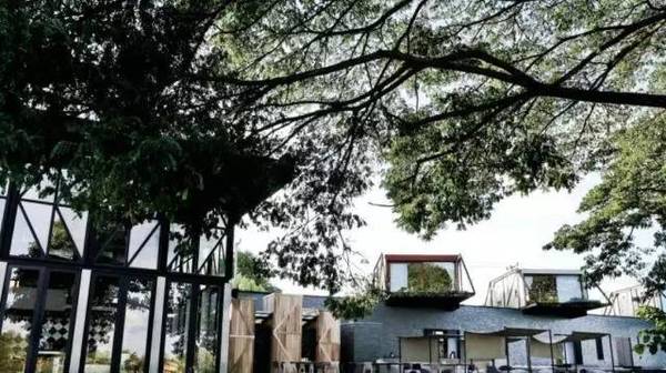 泰国桂河水上竹筏度假屋,泰国桂河水上屋度假村