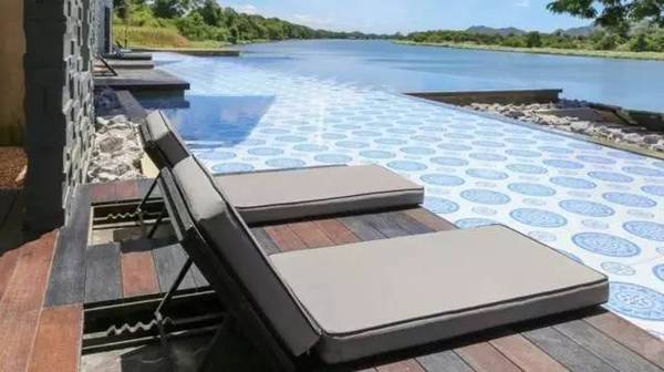 泰国桂河水上竹筏度假屋,泰国桂河水上屋度假村