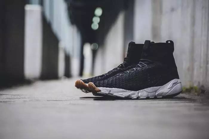 吕布与赵云大战谁厉害,吕布大战赵云谁厉害视频