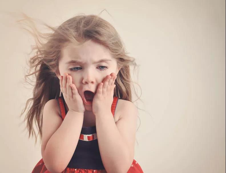 女儿臭美了怎么办,女儿爱臭美是什么心态