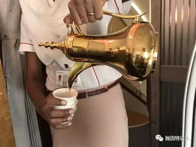 阿联酋航空777头等舱乘坐体验,带你们看一下阿联酋航空头等舱