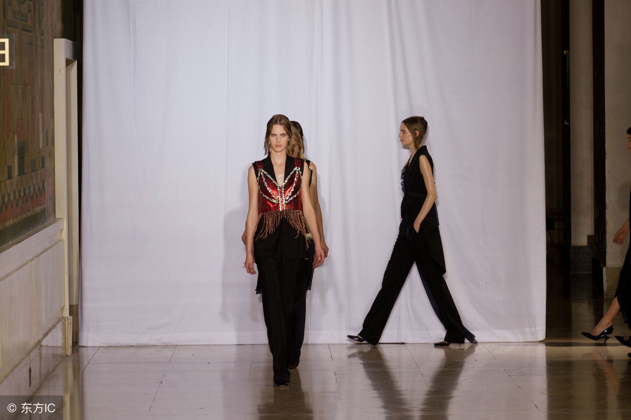 做代购这么多年,我的十年女装创业之路