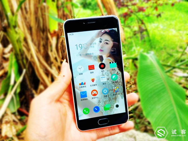 魅蓝3青年良品参数,性价比三款手机对比