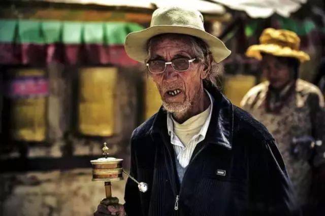 在藏区拍照别装NB,至少做到这三点