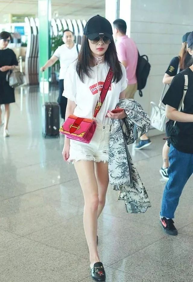 supreme最新款联名,supreme新联名摩托车