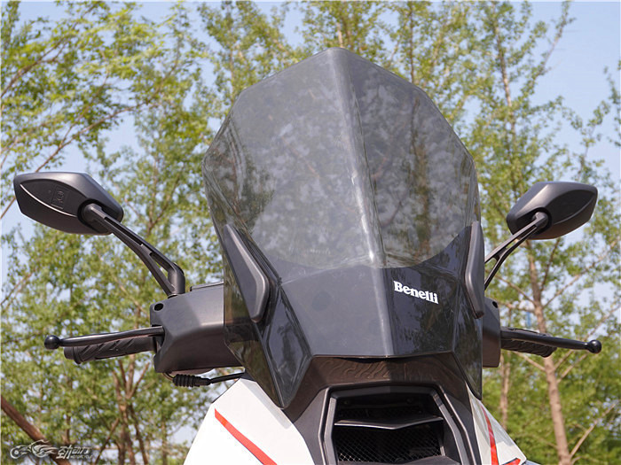 钱江贝纳利利刃怎么样,钱江贝纳利1200cc24款