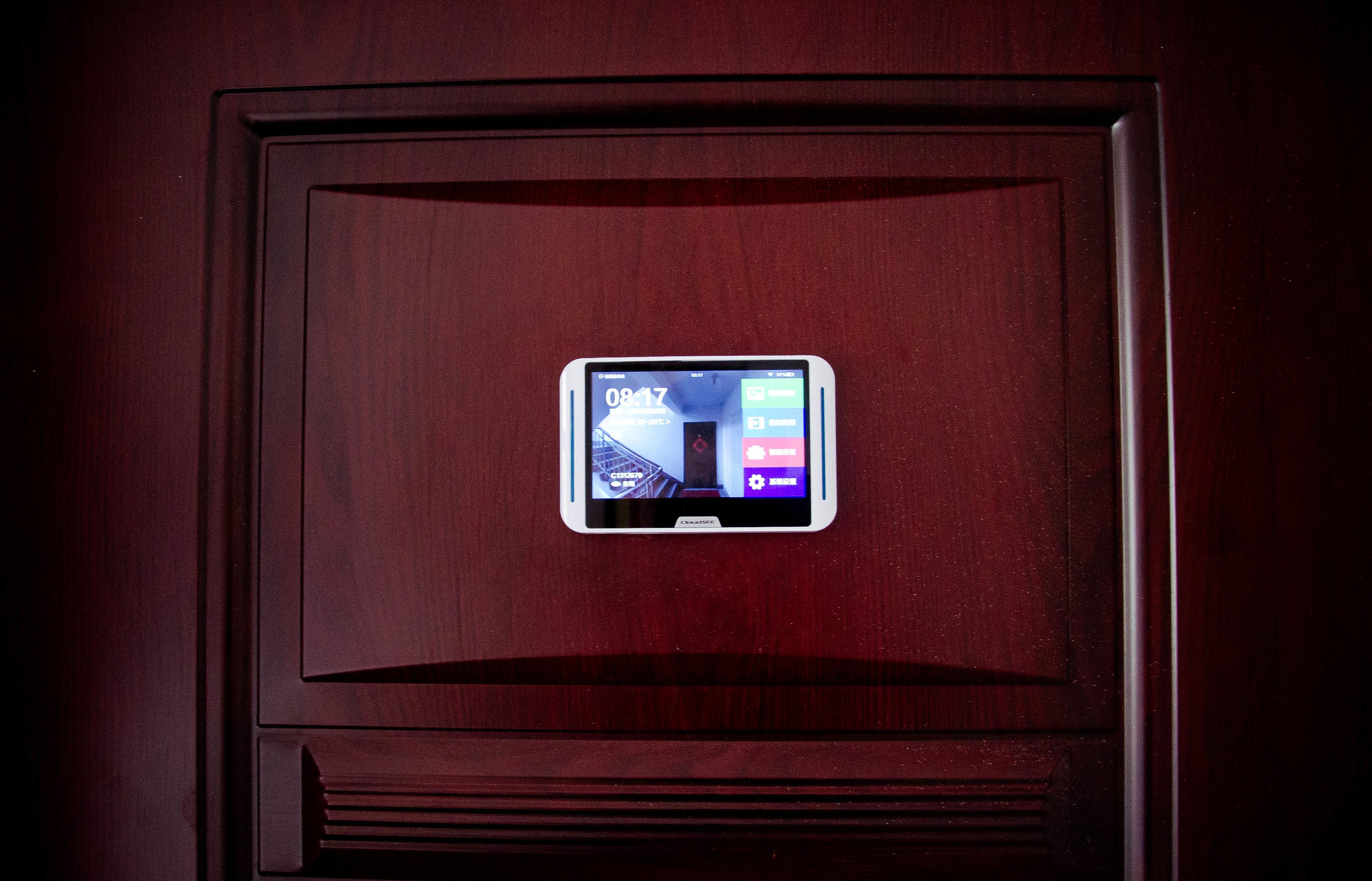 刘涛《欢乐颂》里用的猫眼测评：云视通智能猫眼K1