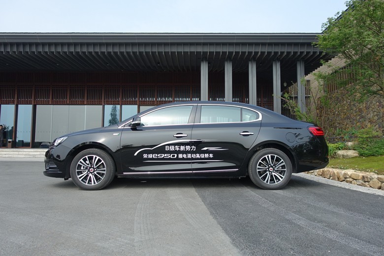 新荣威e950缺点,荣威e950驾驶感受