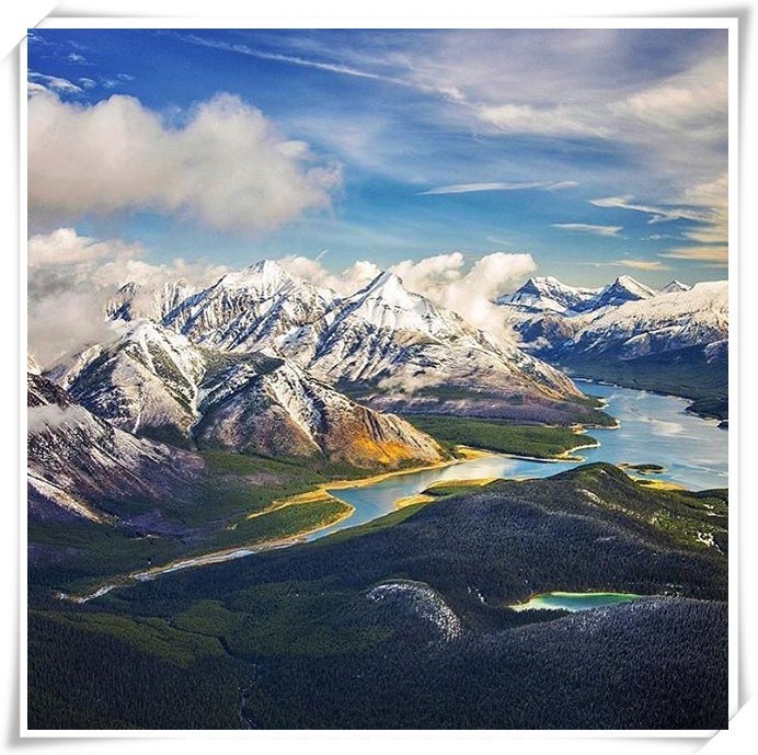 一块钱到达美国,一万块钱可以去加拿大吗