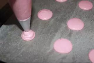 马卡龙做法教程法式,法式马卡龙做法教程零失败