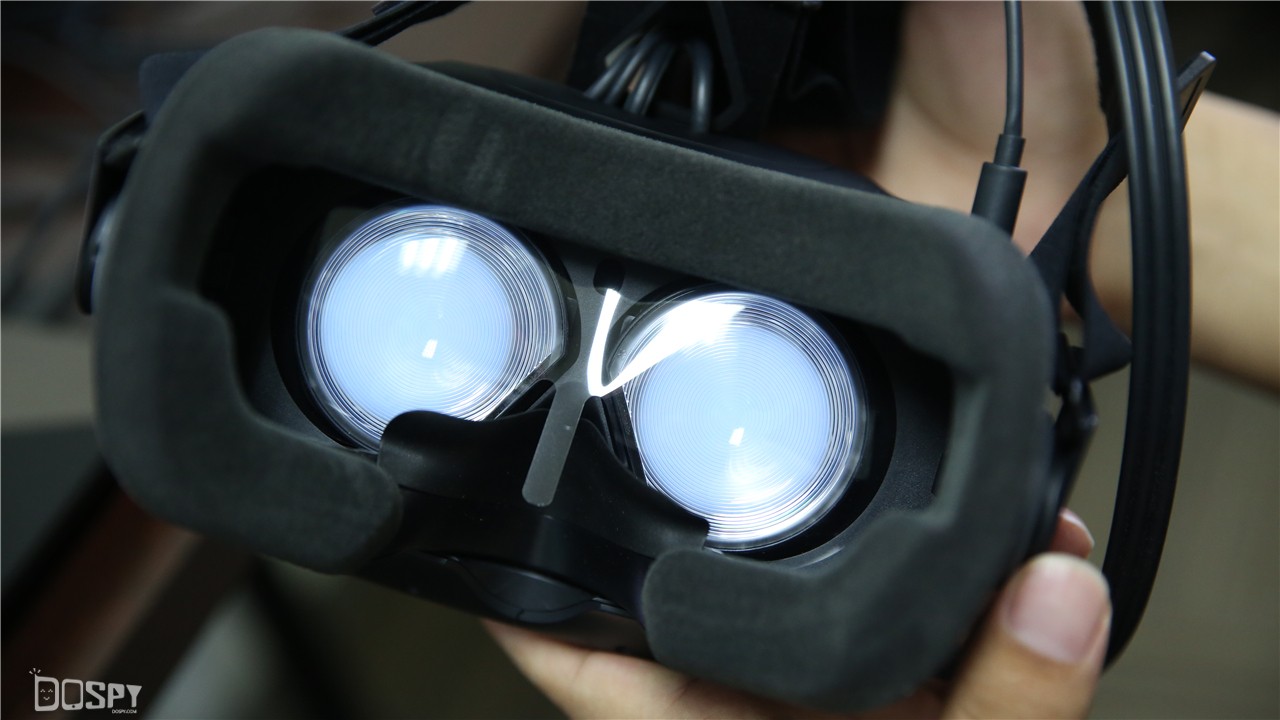 htcvive虚拟实境技术,htcvive体验室内效果