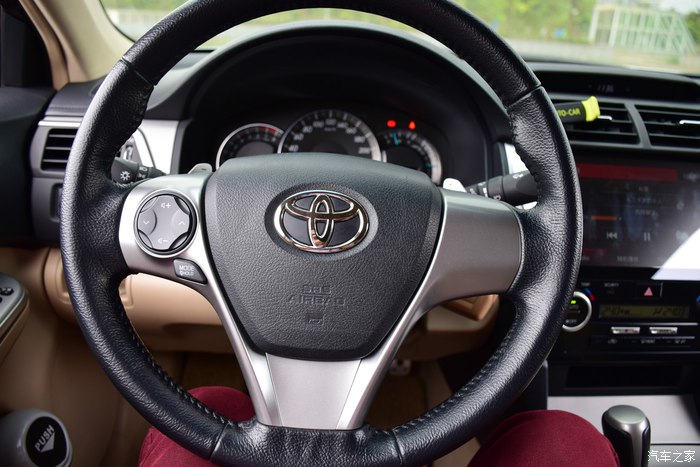 七代凯美瑞4万公里无毛病，日系车里最经典耐用车