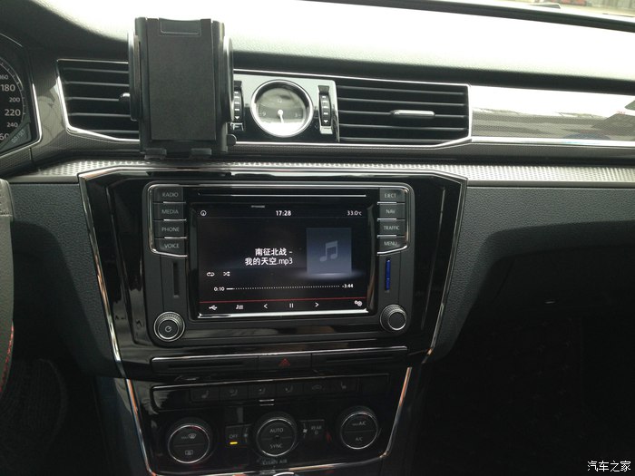 退伍军人误打误撞，16款*萨特帕**1.8T御尊版釉金，科技感超赞