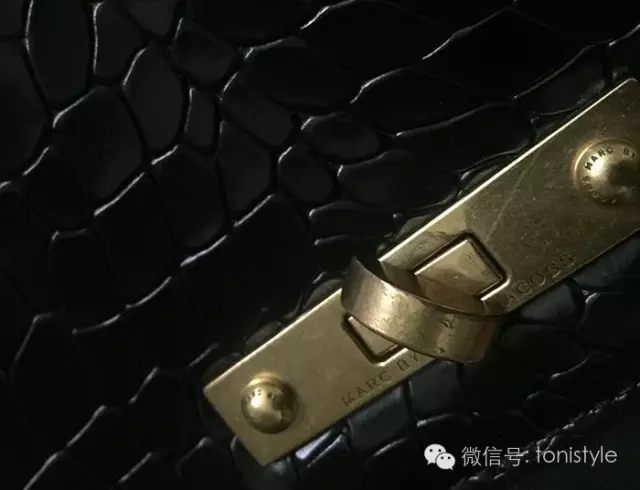 名牌包包实用保养指南,包包如何清洗和保养