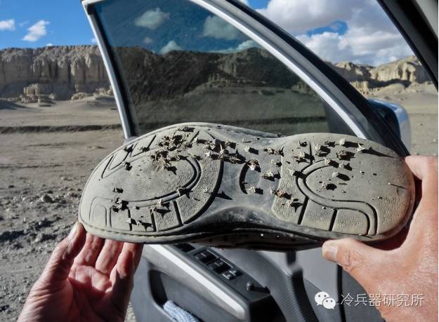 铁蒺藜:永不过时的防御性*器武**