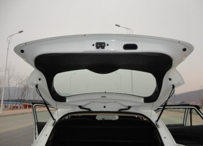 舒适省心空间大燃油车,锋驭1.6l四驱怎么样