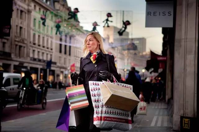 全球必去十大购物中心,全球值得去的地方排行榜