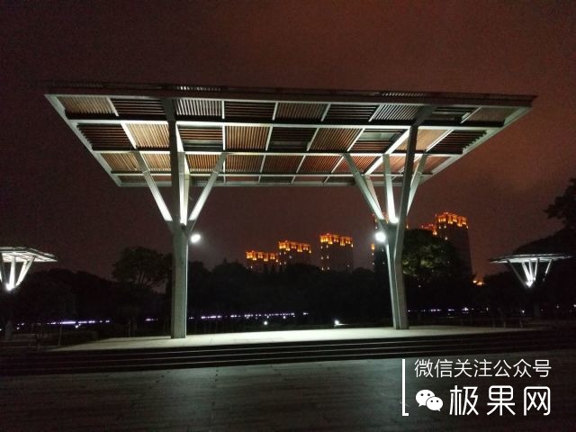 翻转吧摄像头,前后都能照出完美的照片:荣耀7i体验