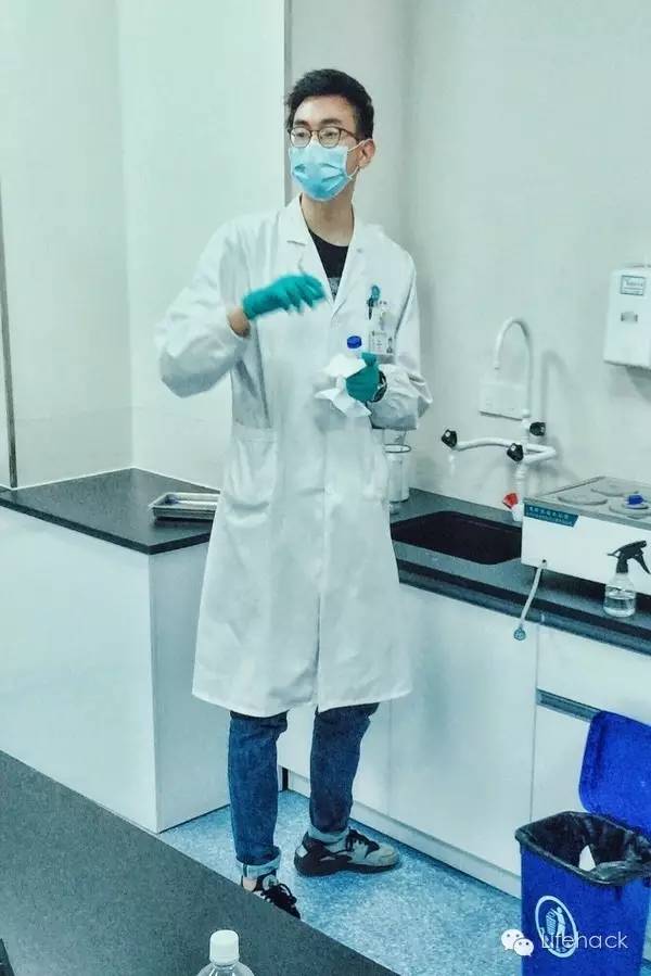 越长越丑的男生怎么变帅,又黑又丑的男生怎么逆袭