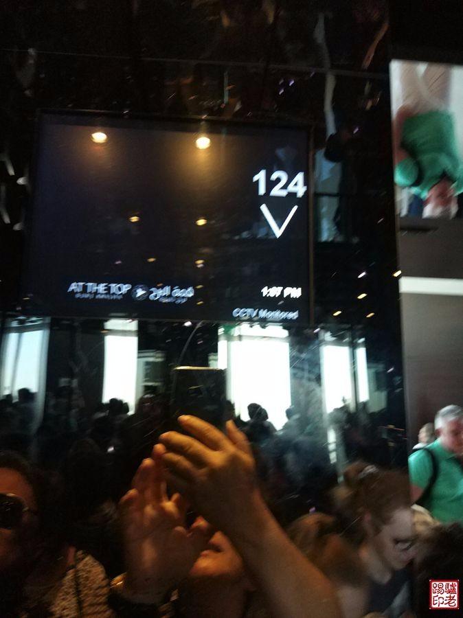 迪拜哈利法塔电梯速度,迪拜最高大楼哈利法塔