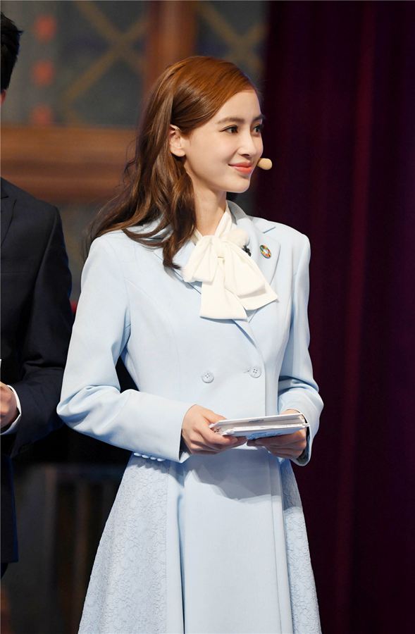 奔跑吧邓超哪一期全员回归,奔跑吧第一季邓超替鹿晗出战