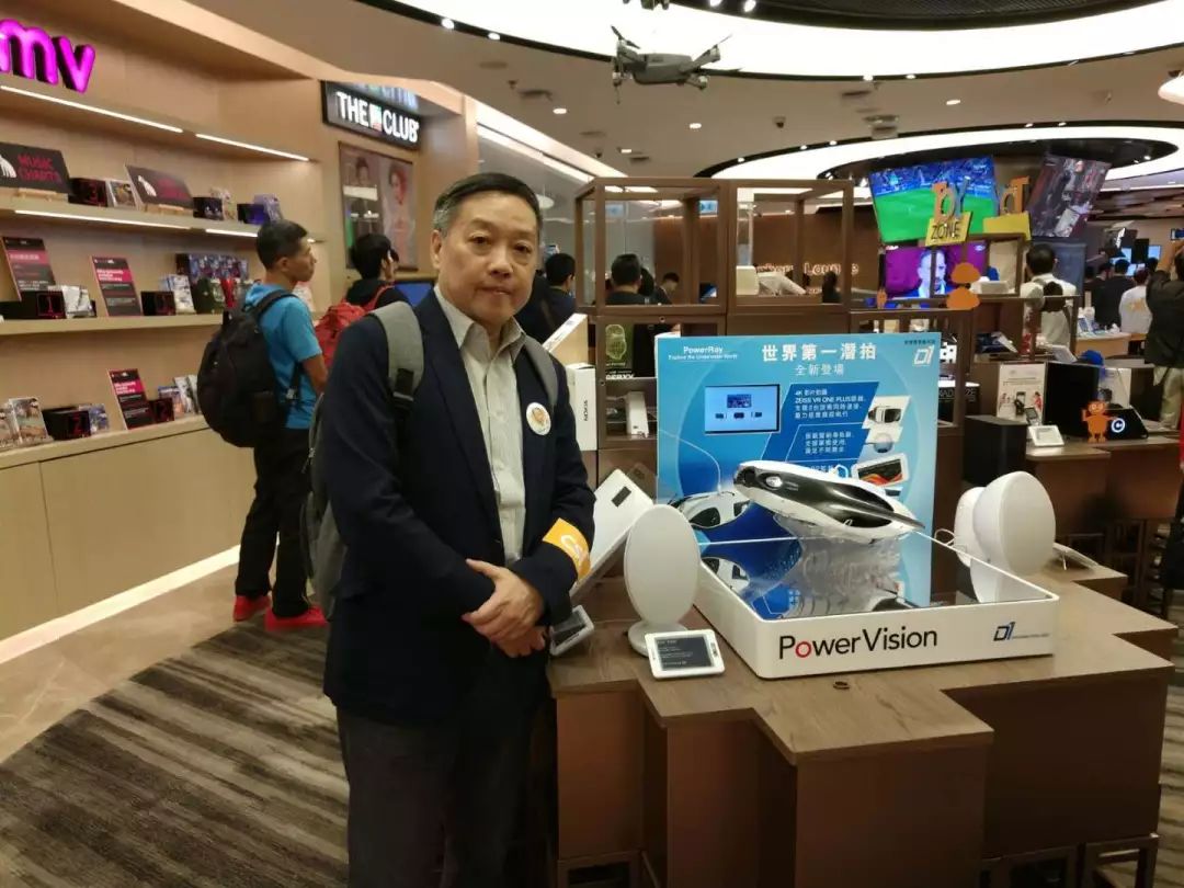 亚洲小姐与PowerRay小海鳐同台亮相香港通讯CSL