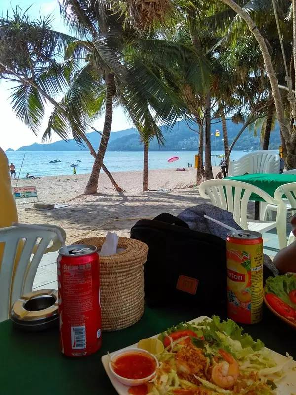 带上小蚁运动相机游泰国（二）普吉岛的沙滩美食和人妖