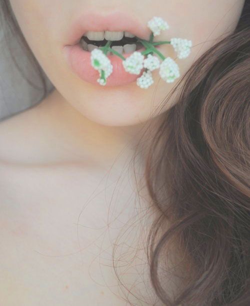 泰国草莓味变色唇膏,变色泰国唇膏