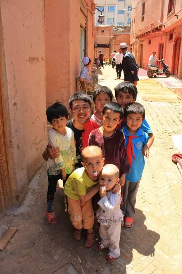 二十几岁环游世界,多大年纪还能环游世界