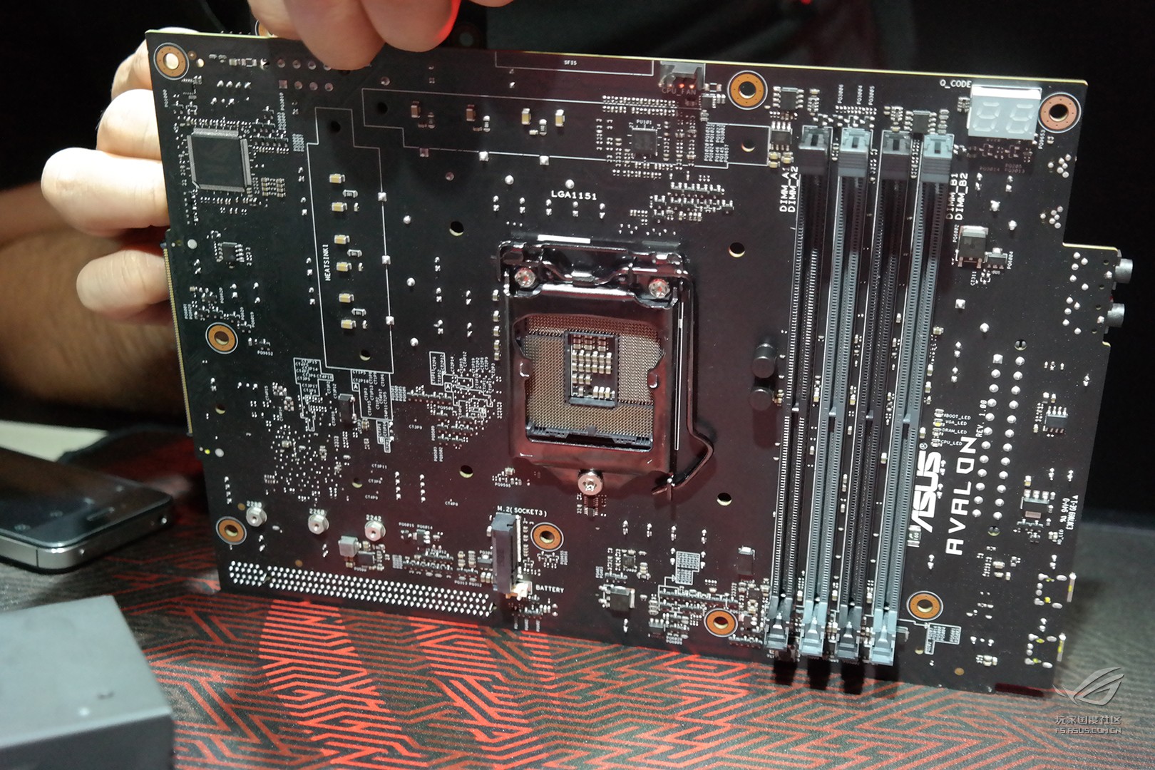 rog败家国度外设,rog败家之眼华硕主机